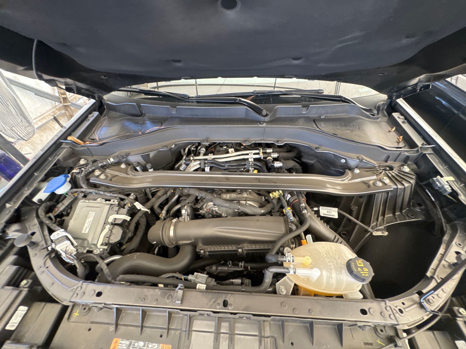 2025 Ford Explorer  ST-Line RWD
