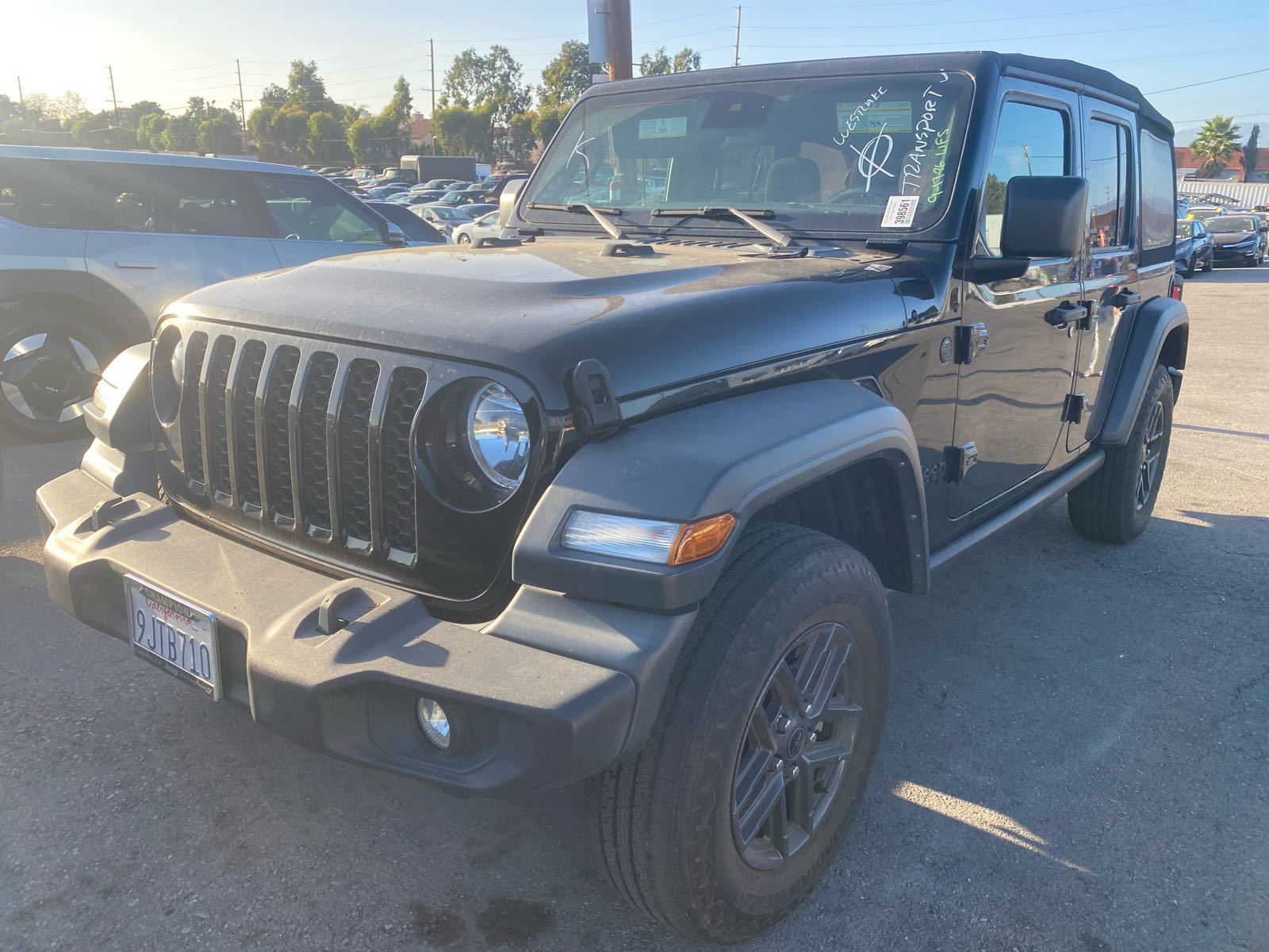 2024 Jeep Wrangler   AWD