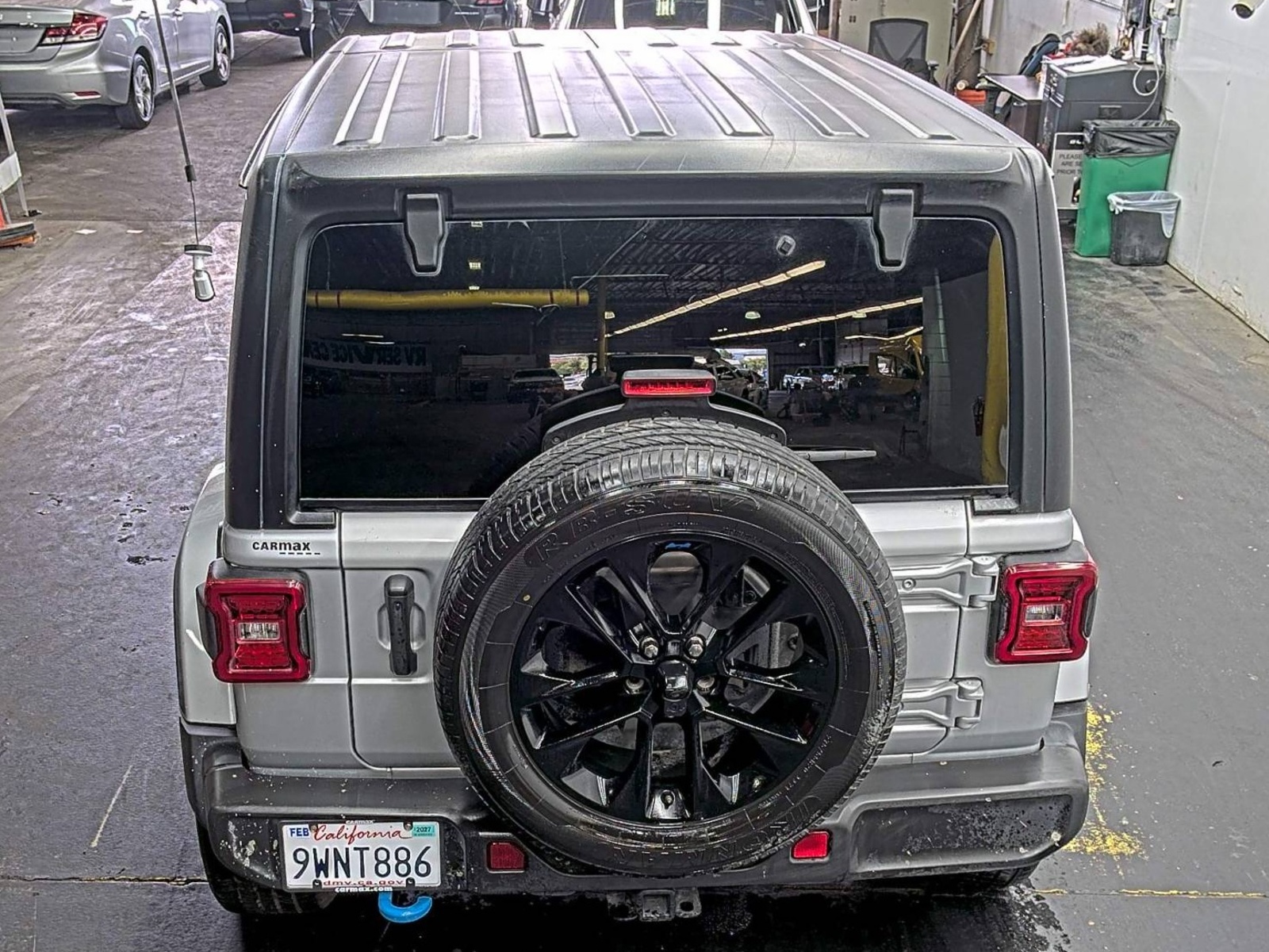 2023 Jeep Wrangler   AWD