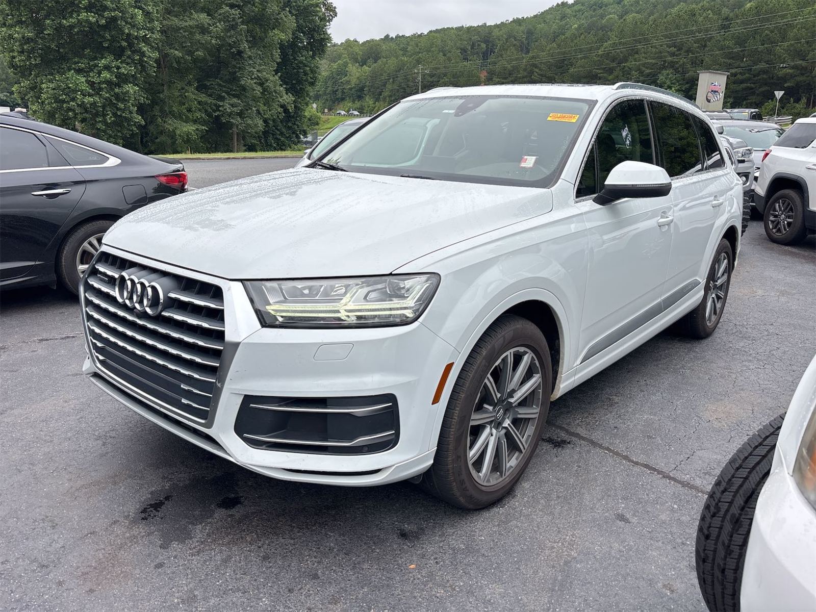 2019 Audi Q7  Premium Plus AWD
