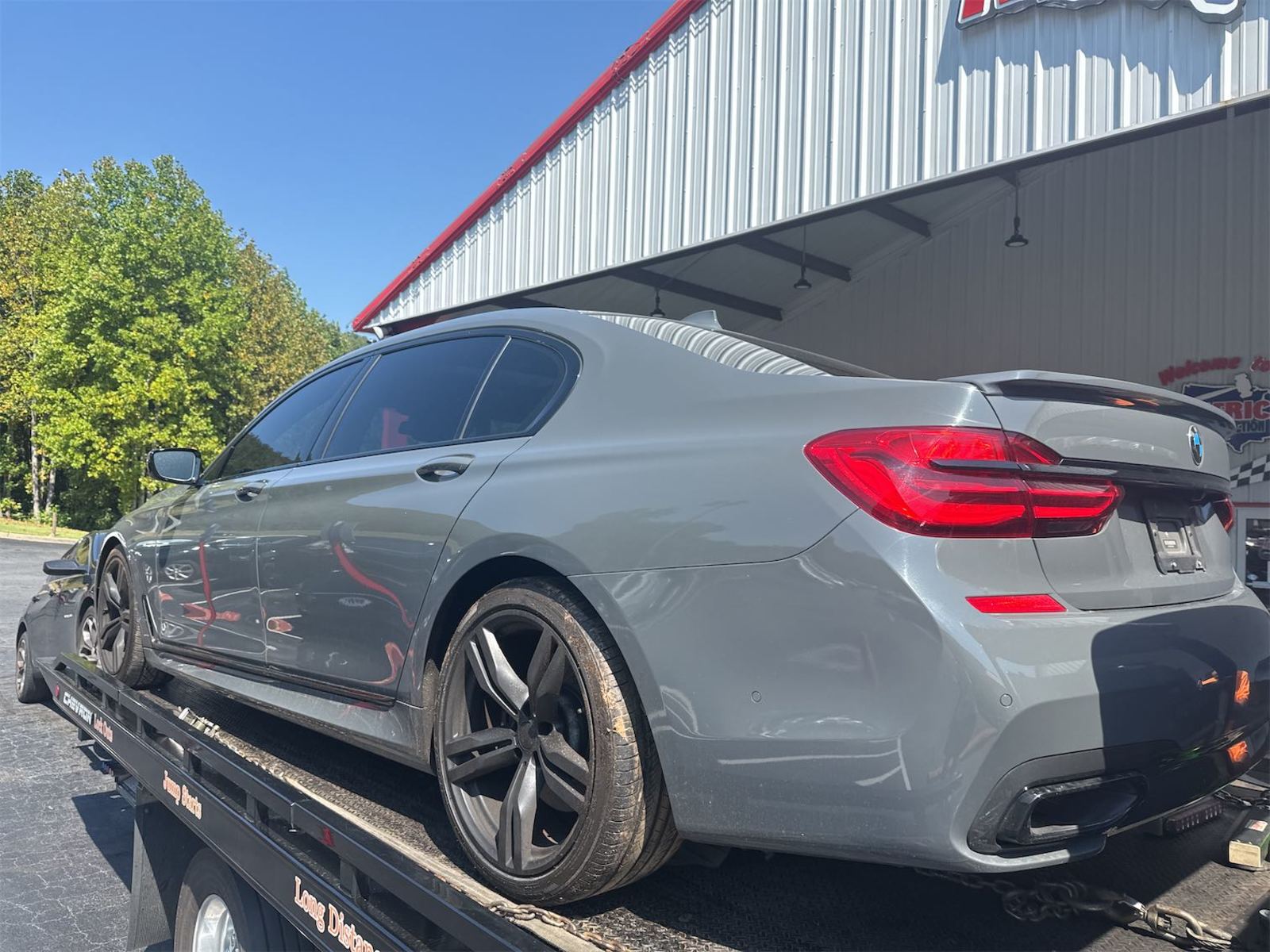 2019 BMW 7-Series  740i RWD