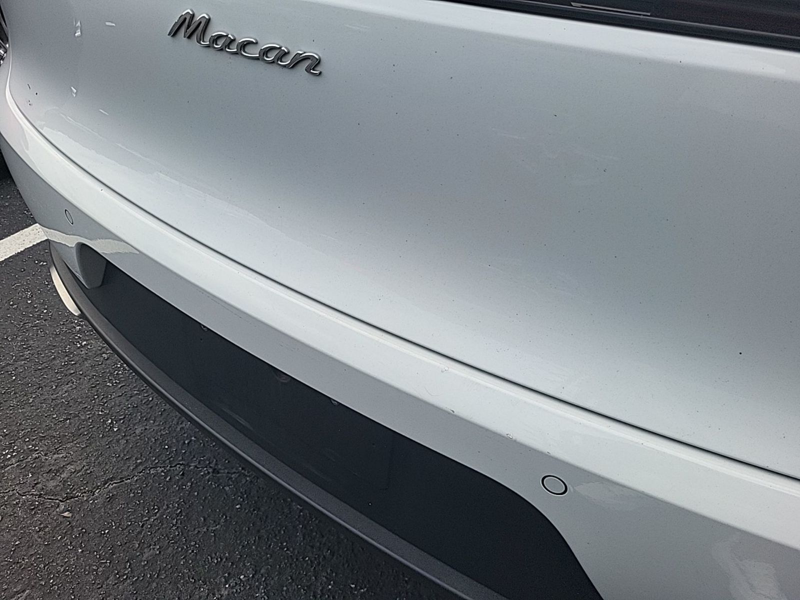 2019 Porsche macan  Base AWD