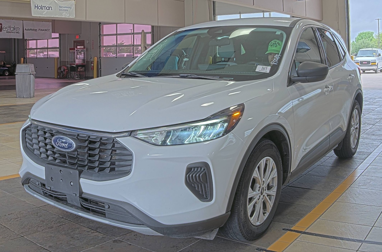 2023 Ford Escape   FWD