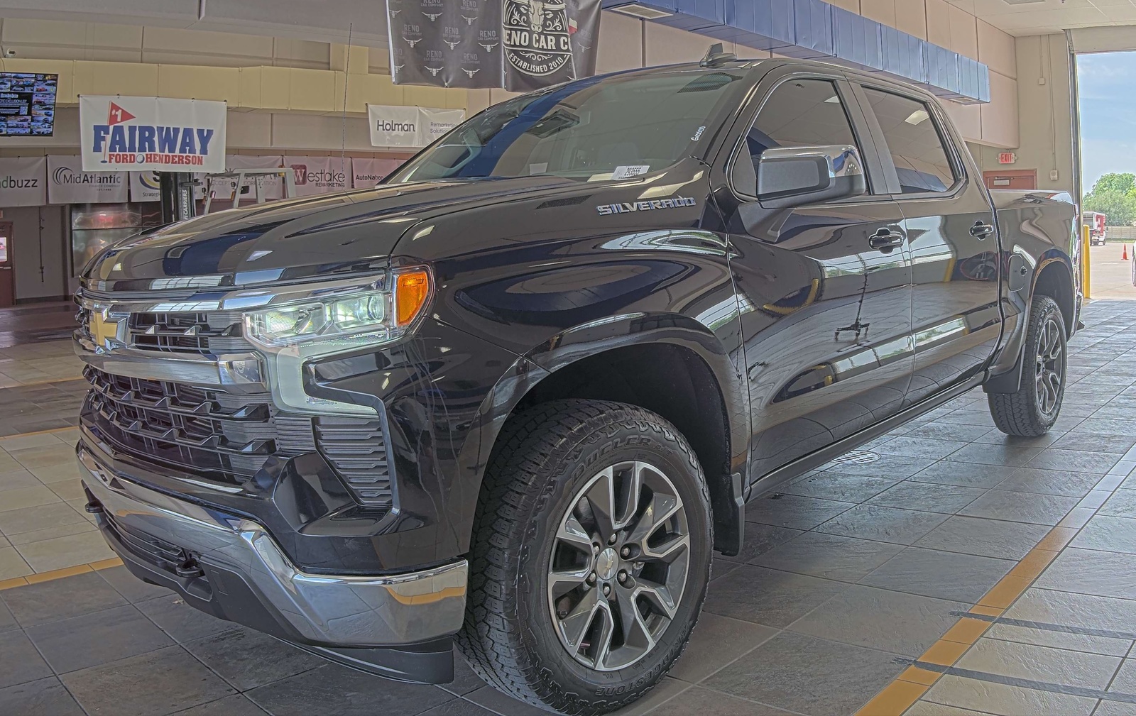 2023 Chevrolet Silverado 1500   AWD