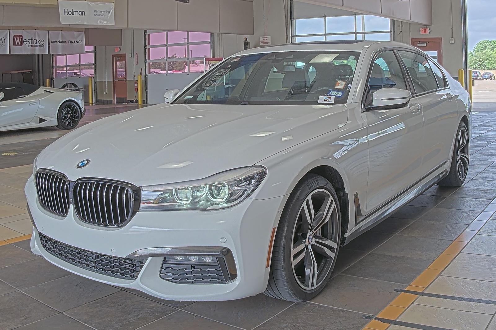 2019 BMW 7-Series  740i RWD