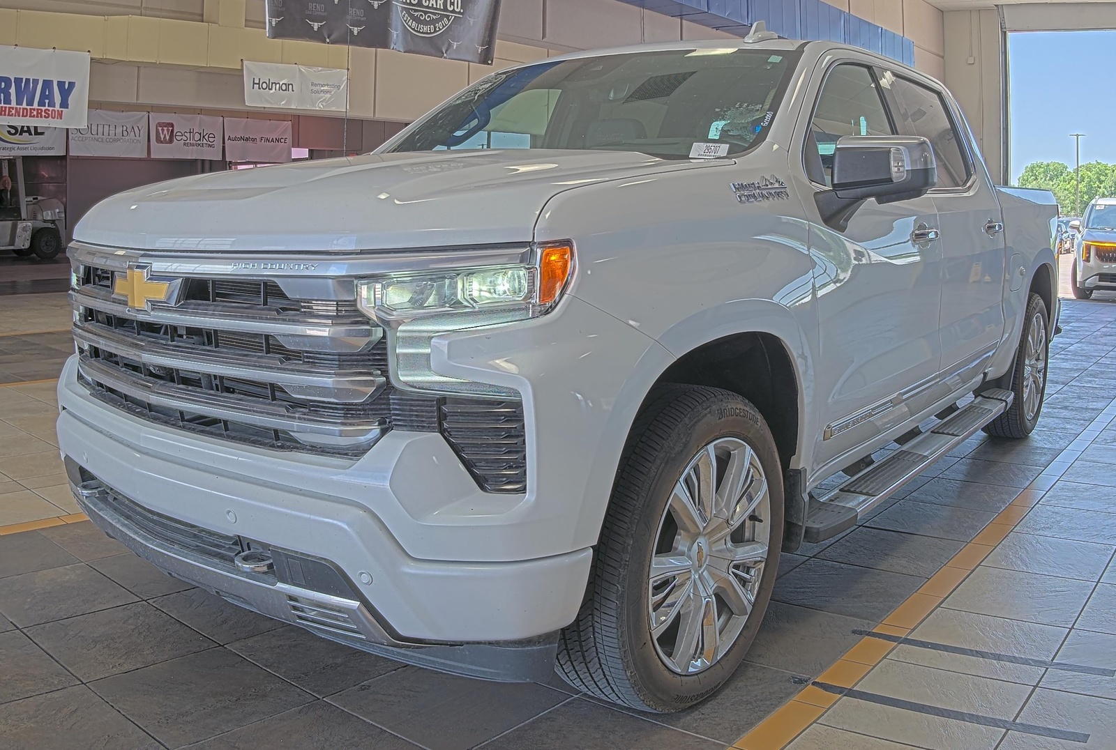 2024 Chevrolet Silverado 1500  High Country AWD