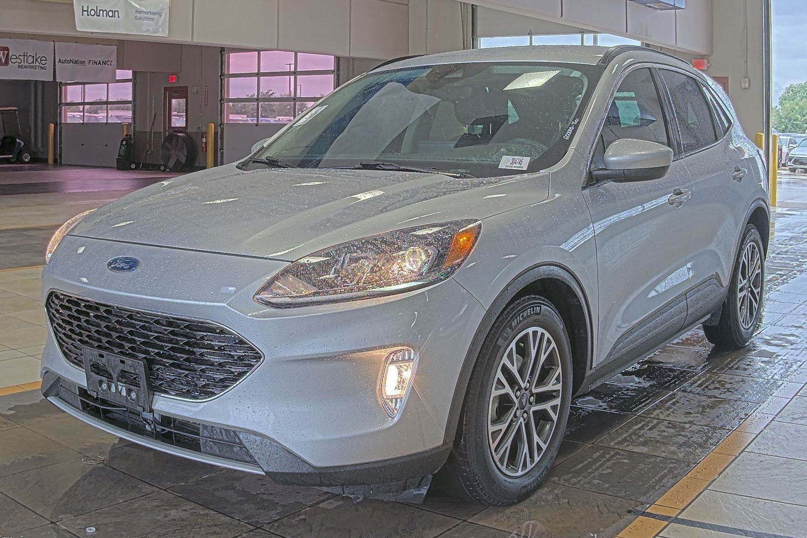 2020 Ford Escape  SEL FWD
