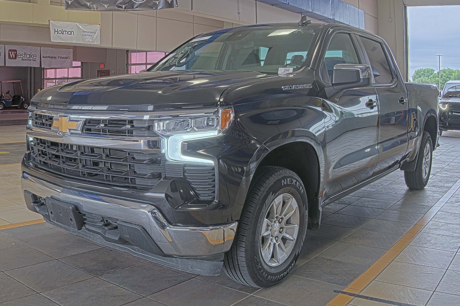 2024 Chevrolet Silverado 1500  LT AWD