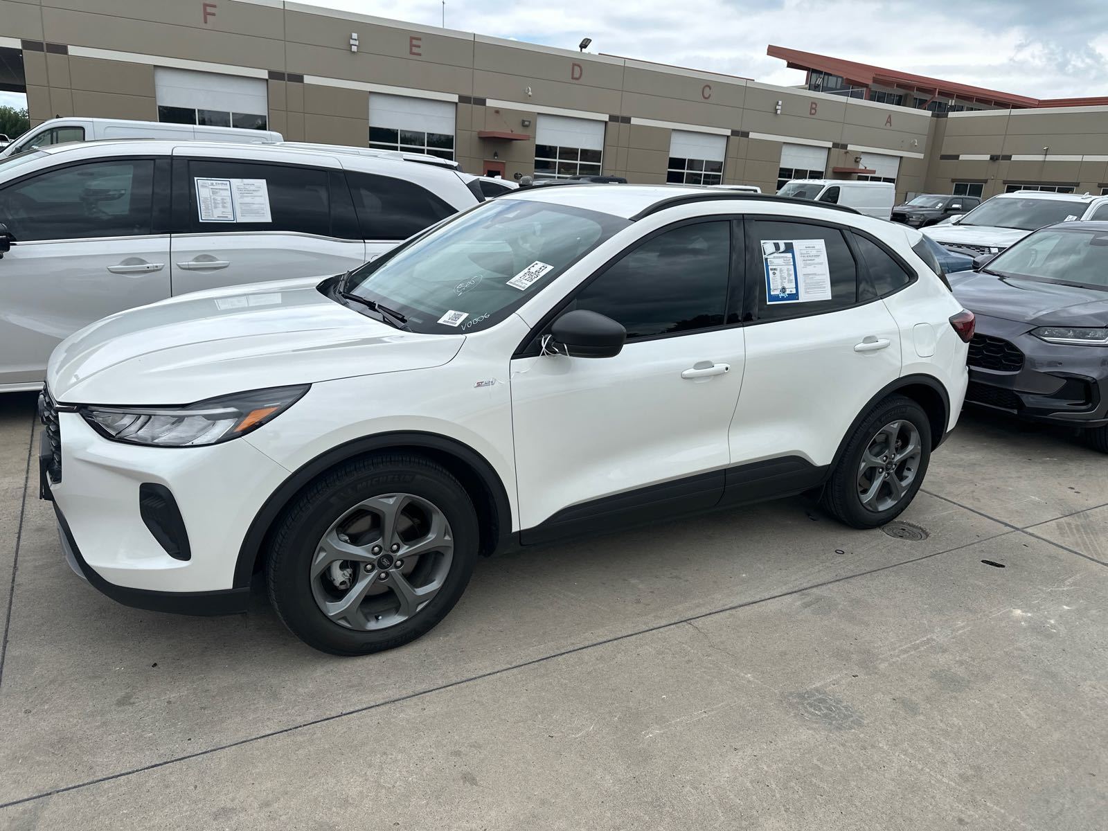 2025 Ford Escape   FWD