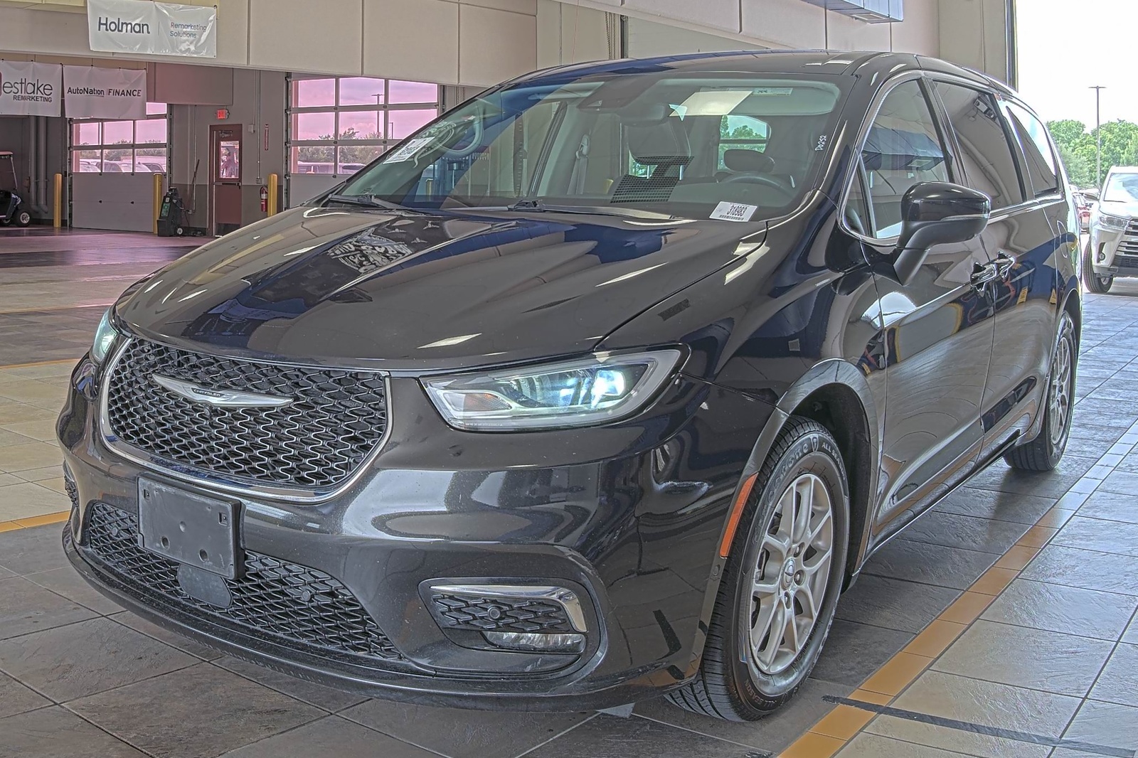 2023 Chrysler Pacifica  Touring L FWD