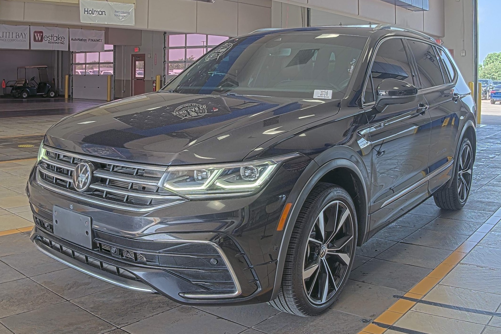 2024 Volkswagen Tiguan  SEL R-Line AWD