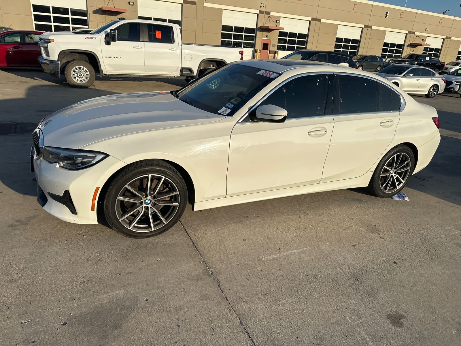 2021 BMW 3-Series  330i RWD