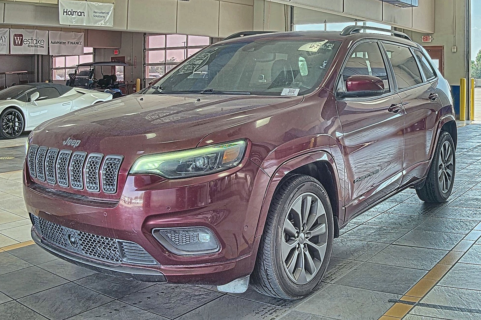 2019 Jeep Cherokee   FWD
