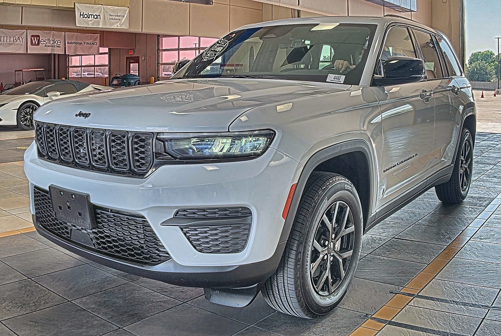 2025 Jeep Grand Cherokee  Altitude AWD