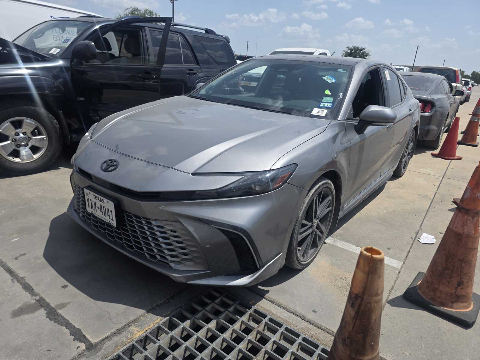 2025 Toyota Camry   FWD