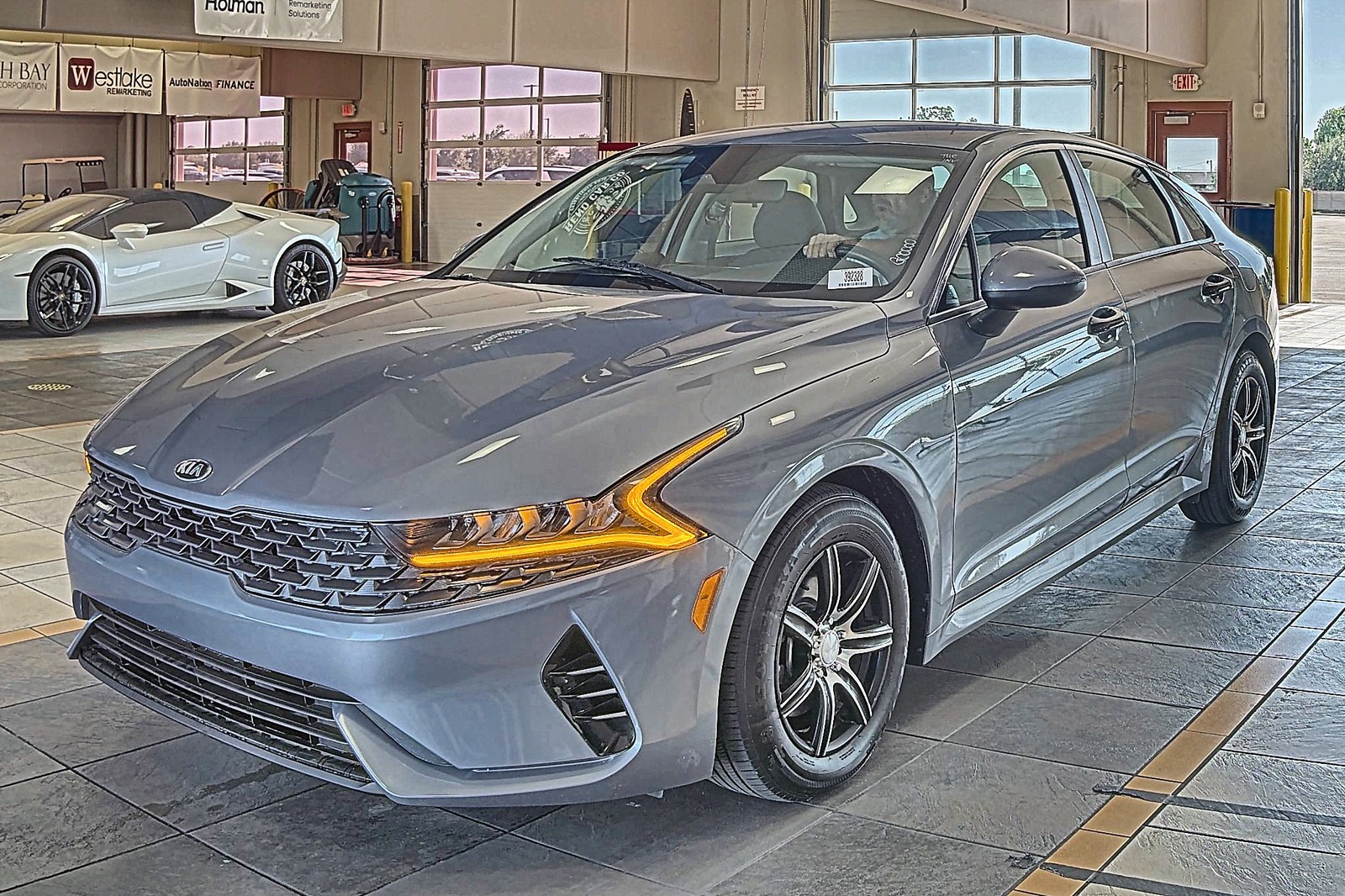 2021 Kia K5  LXS FWD