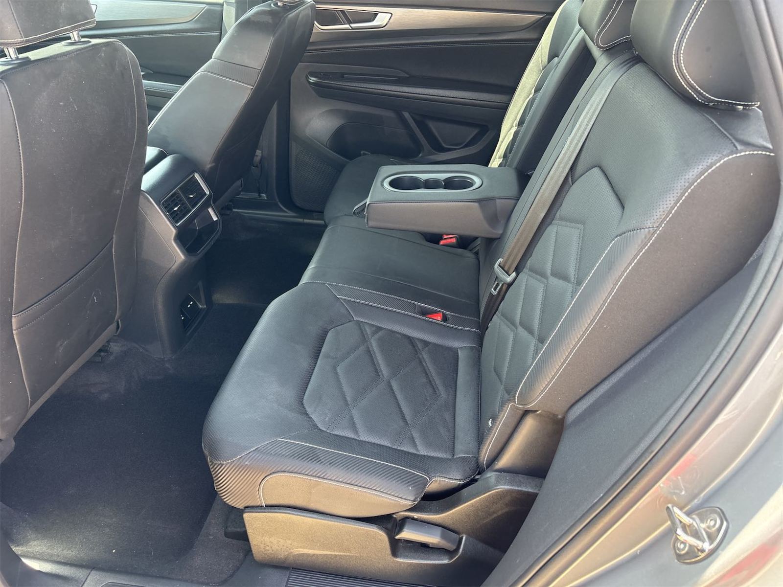 2026 Volkswagen Atlas Cross Sport   FWD