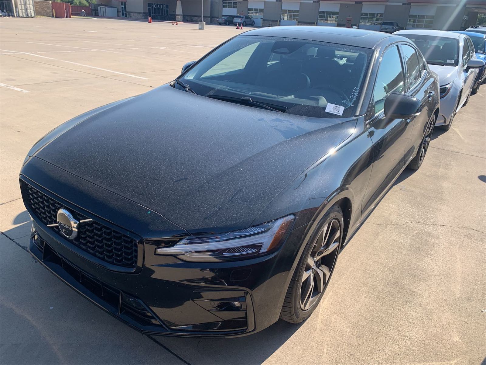 2023 Volvo S60   AWD