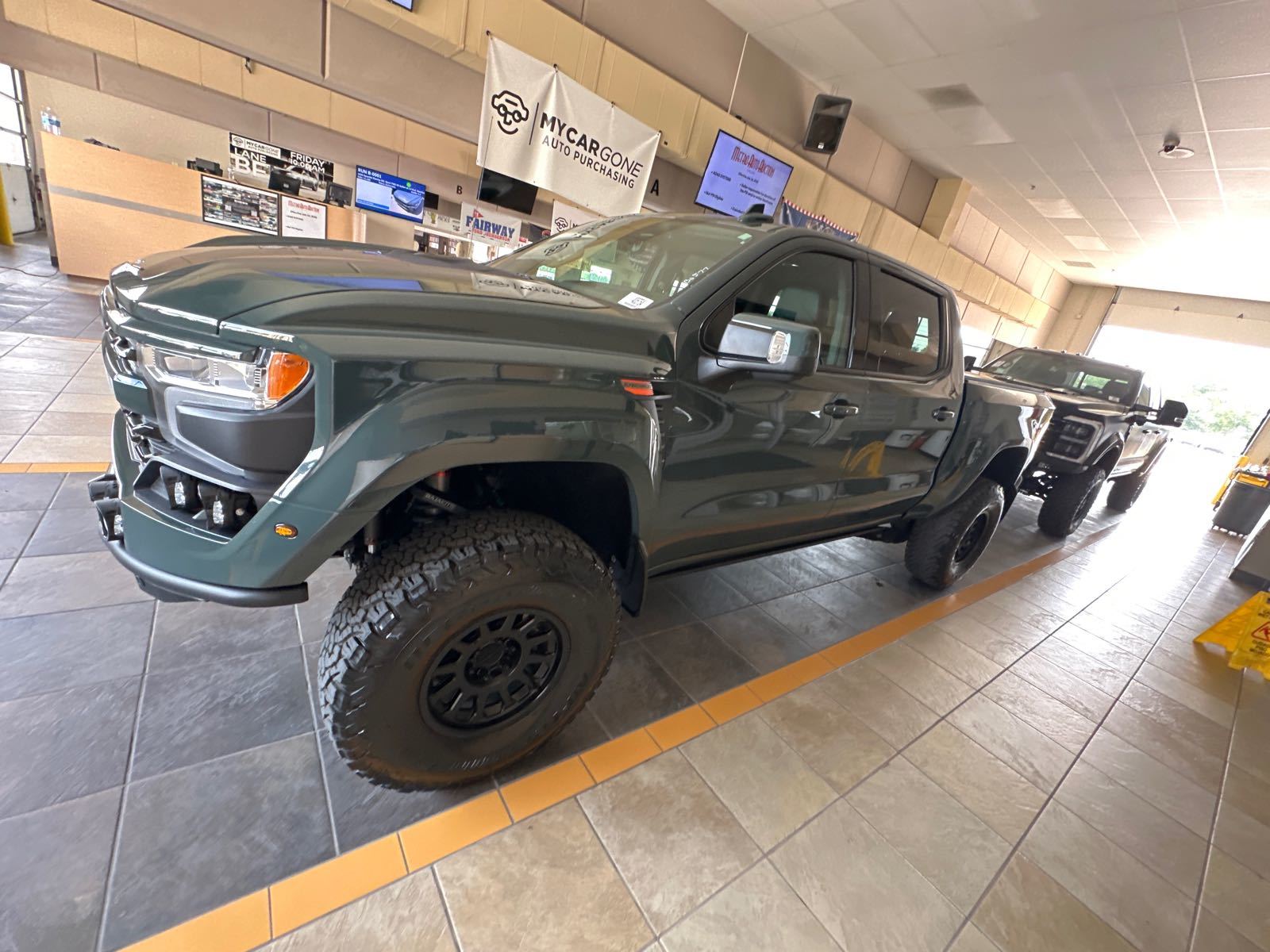 2025 Chevrolet Silverado 1500  LTZ AWD