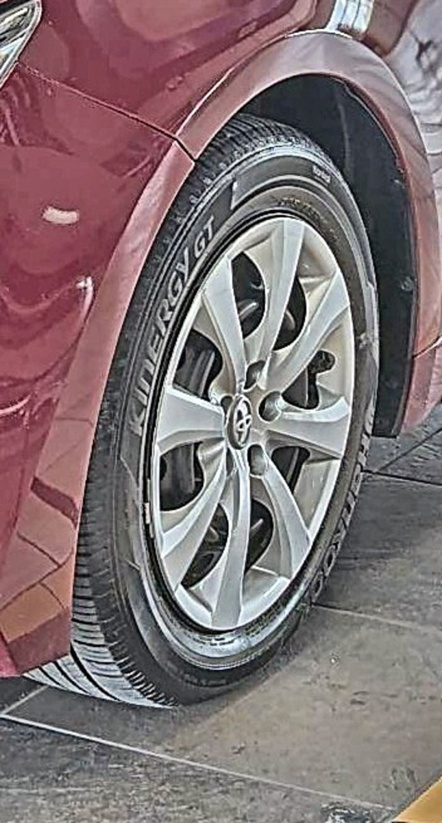 2025 Toyota Corolla  LE FWD