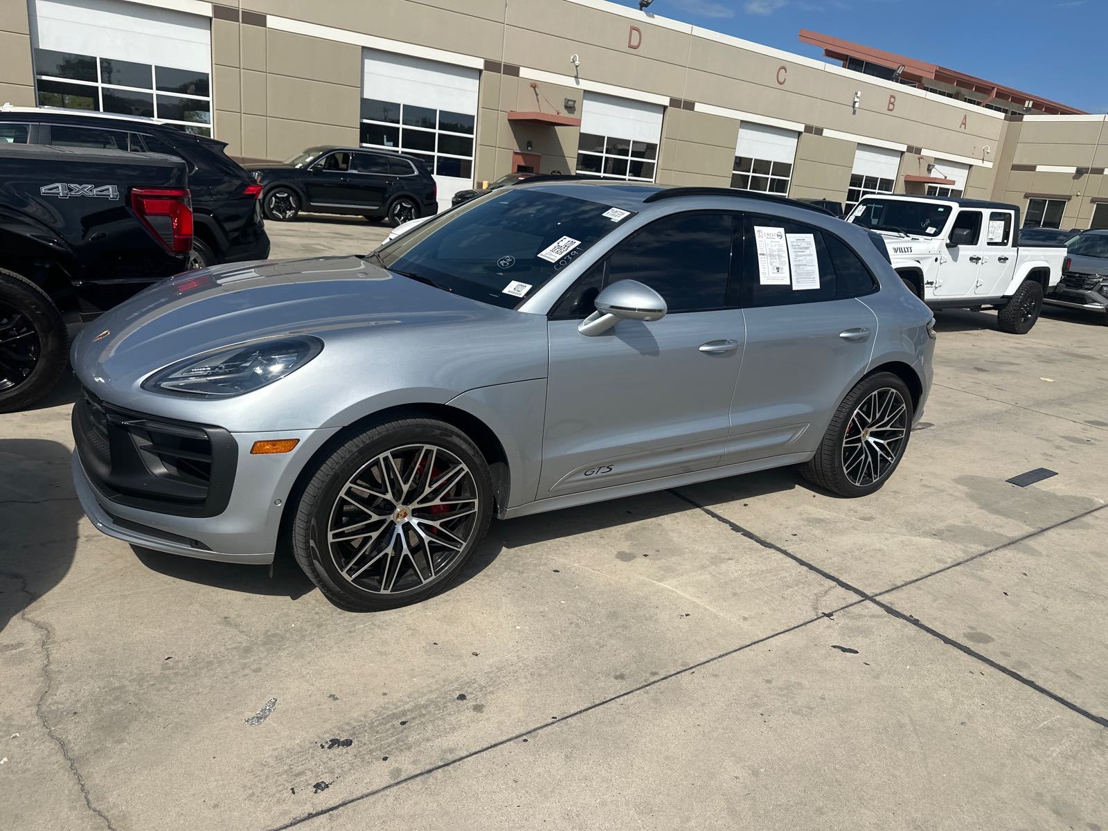 2023 Porsche macan  GTS AWD