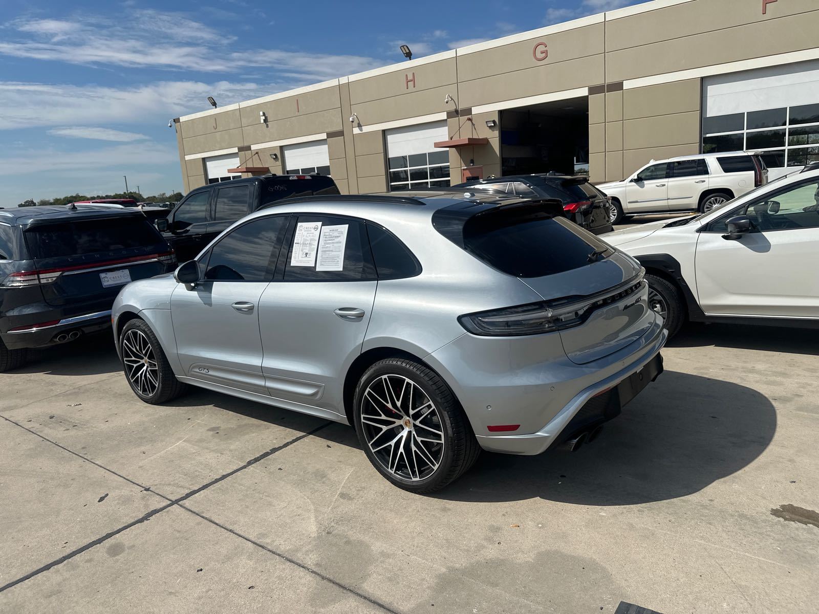 2023 Porsche macan  GTS AWD