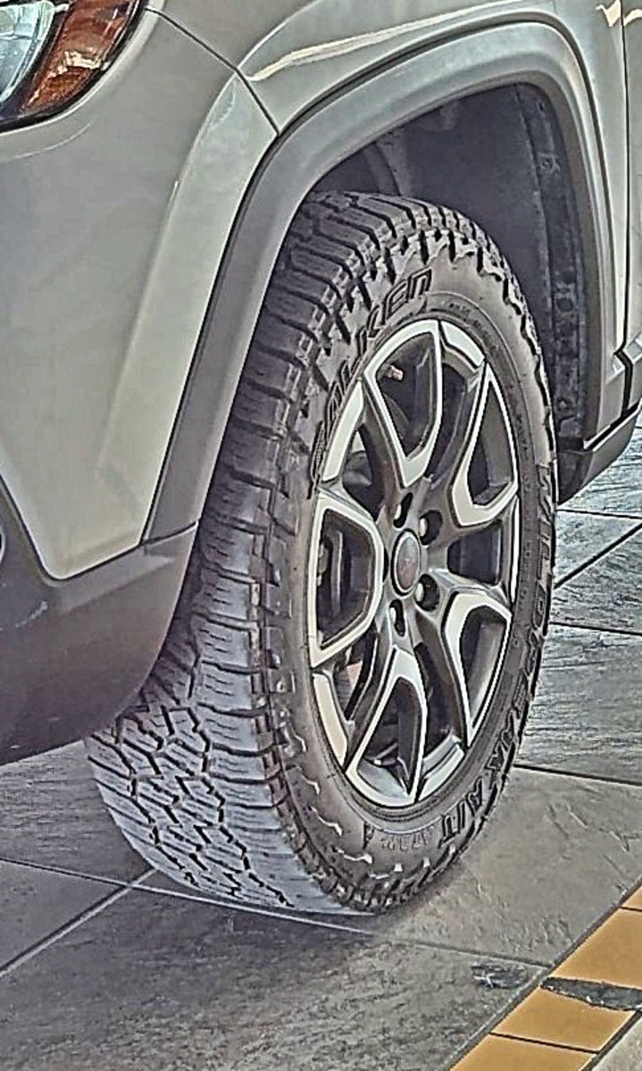 2025 Jeep Compass  Trailhawk AWD