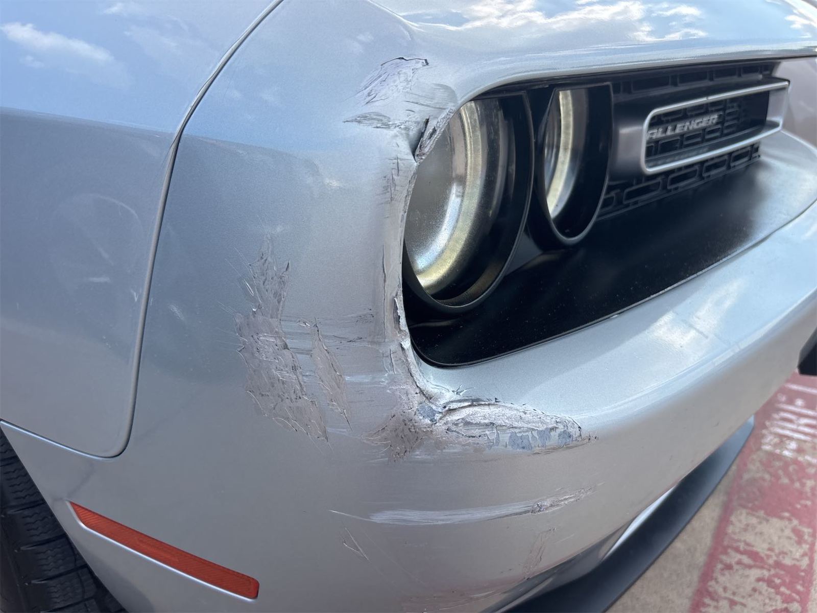 2021 Dodge Challenger  SXT RWD