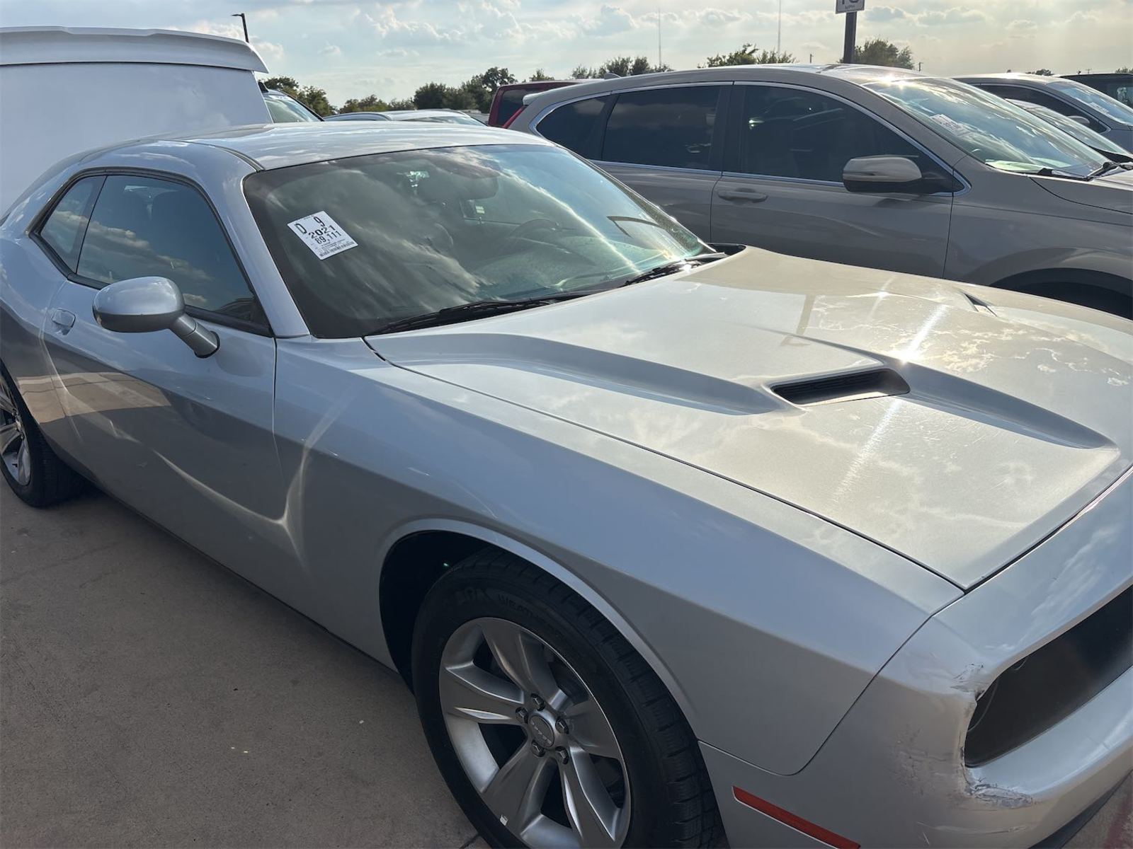 2021 Dodge Challenger  SXT RWD
