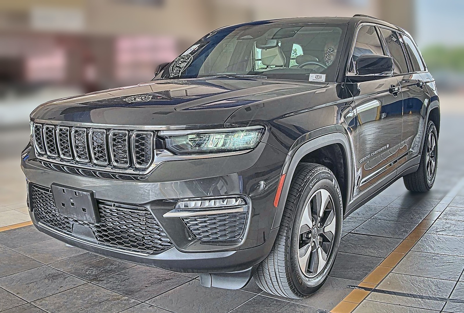 2024 Jeep Grand Cherokee   AWD