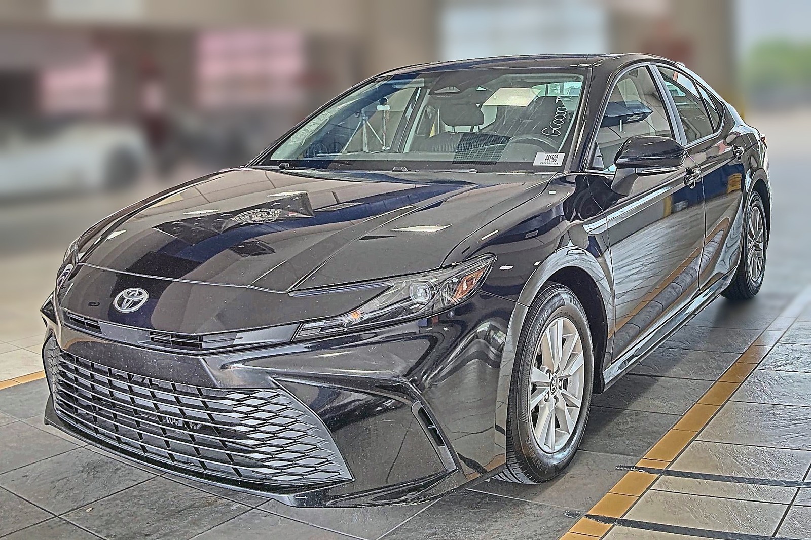 2025 Toyota Camry   FWD