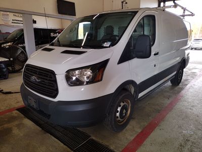 2015 Ford T250 Vans