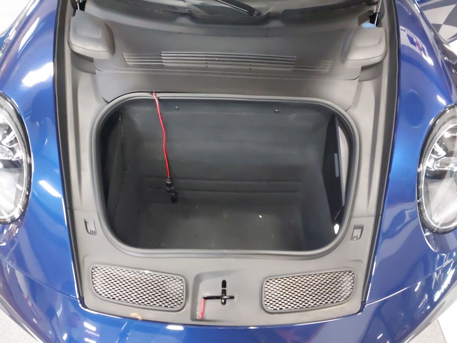 2022 Porsche 911   RWD