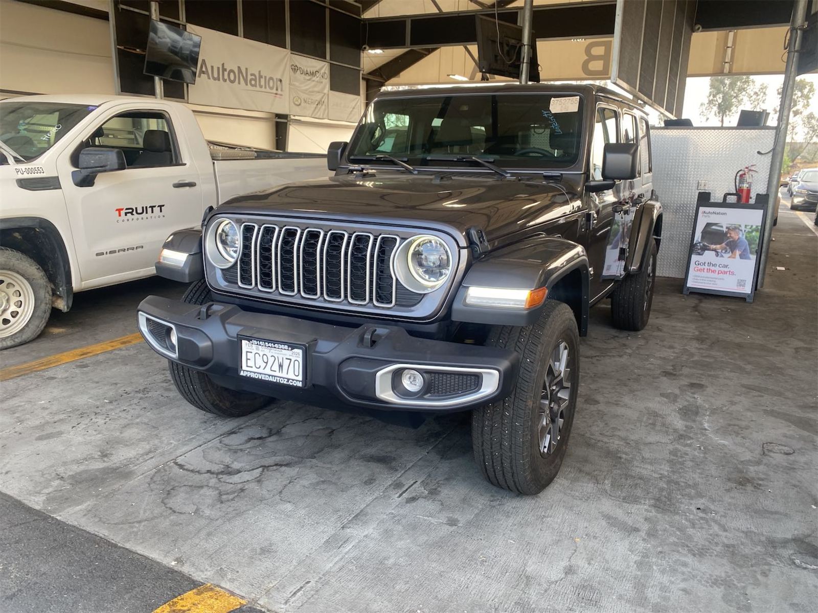 2025 Jeep Wrangler  Sahara AWD