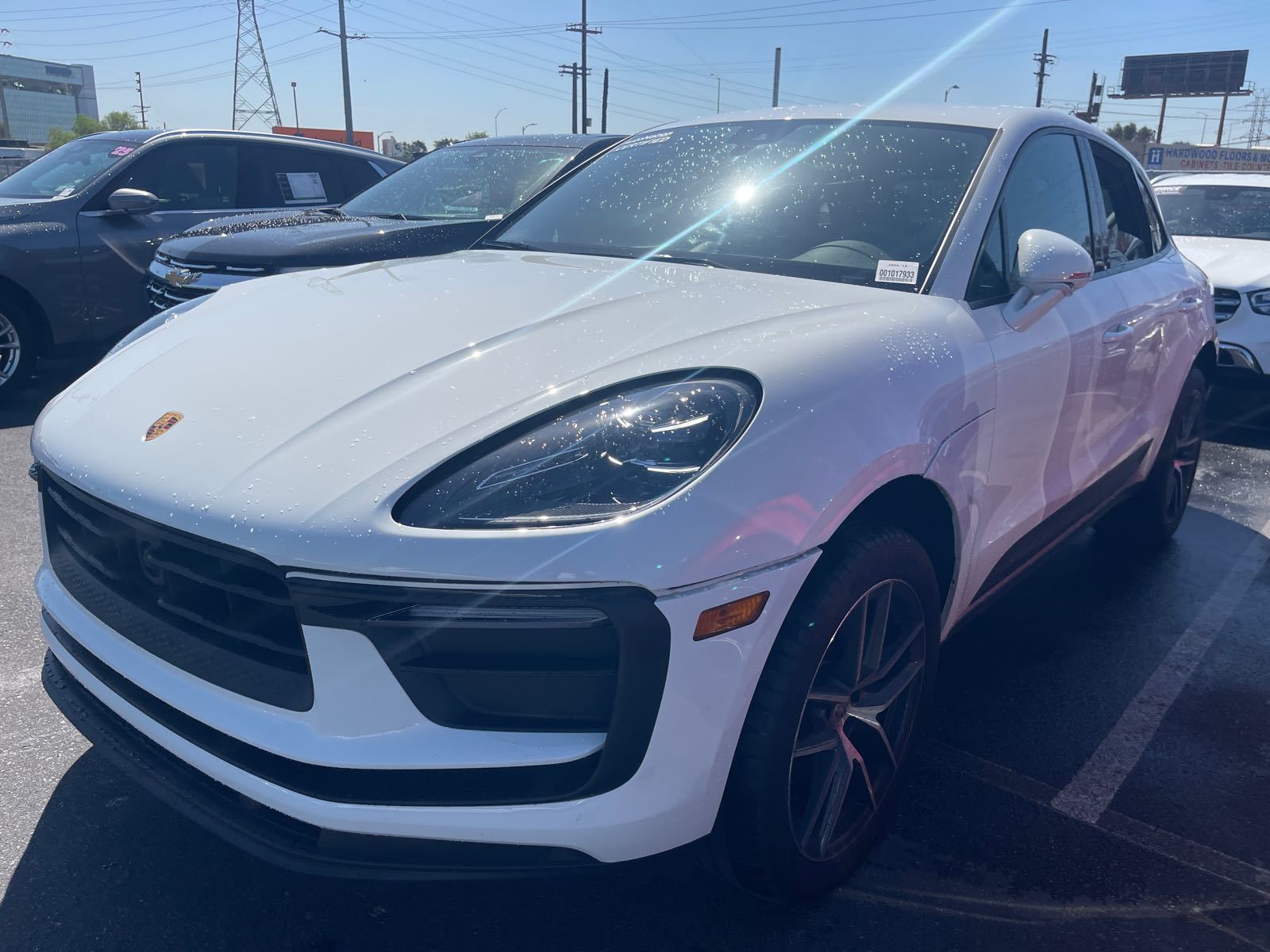 2025 Porsche macan  Base AWD