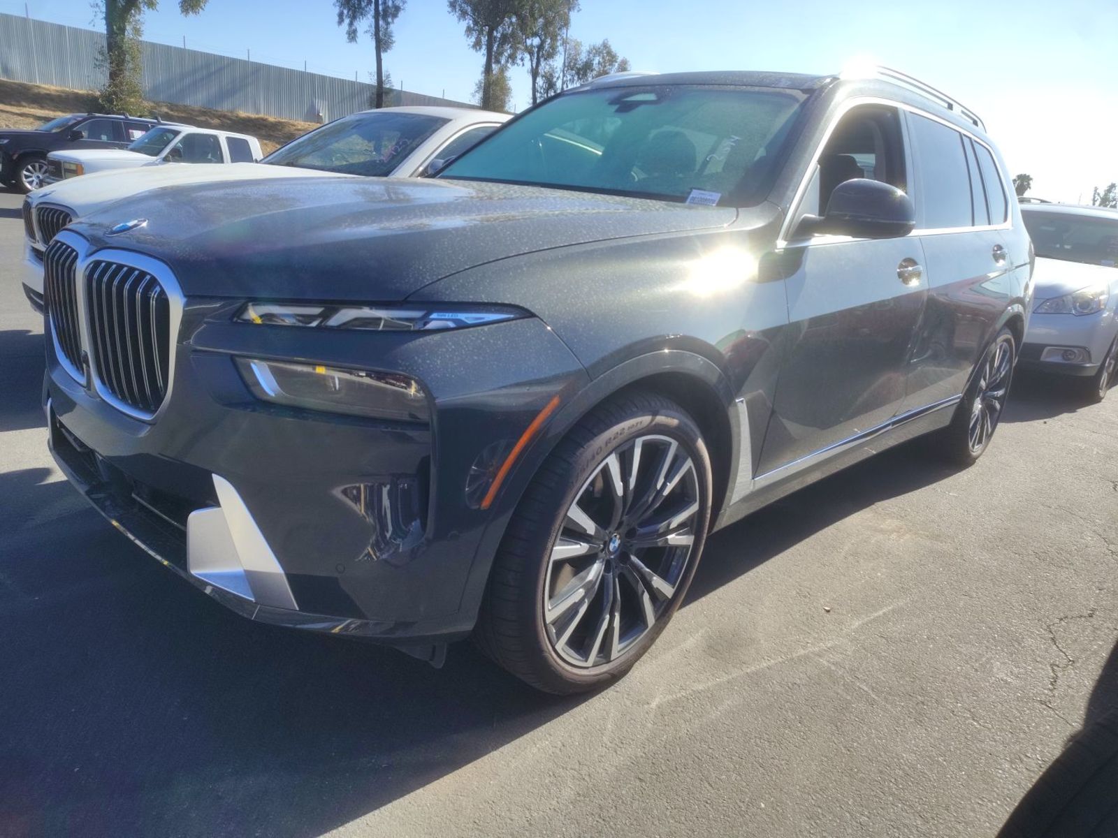 2025 BMW X7  XDrive40i AWD