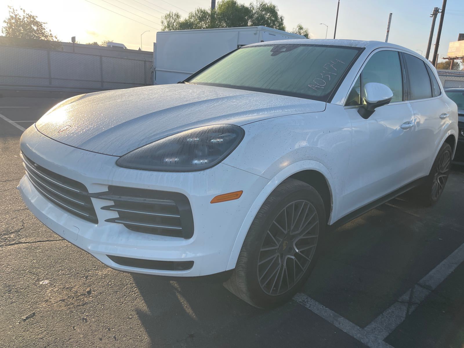 2022 Porsche cayenne  Base AWD