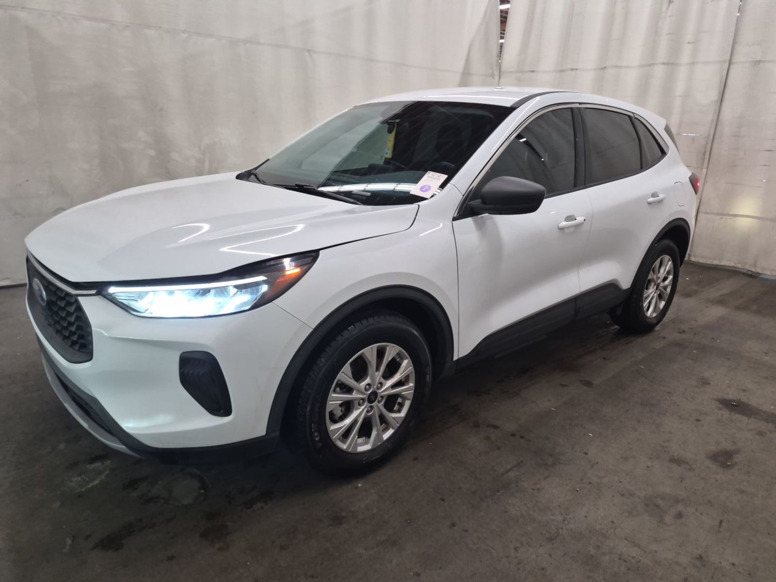 2023 Ford Escape   AWD