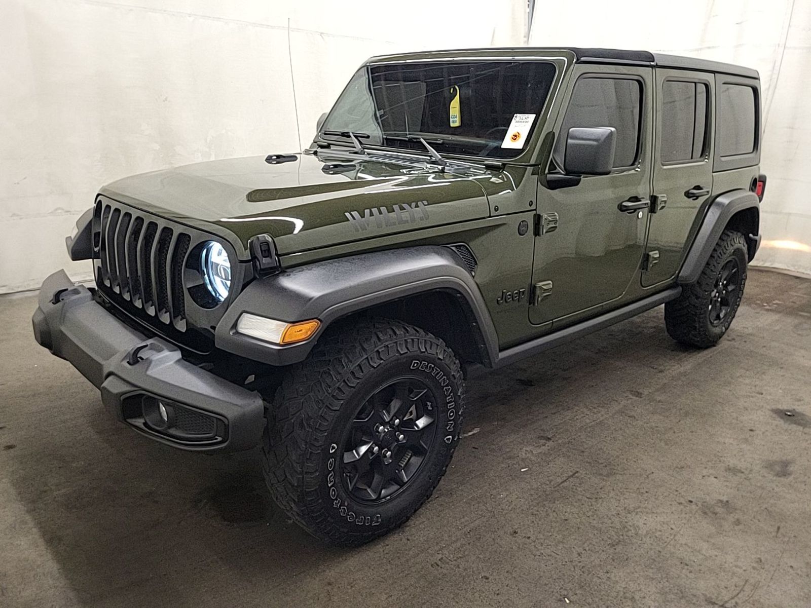 2022 Jeep Wrangler   AWD
