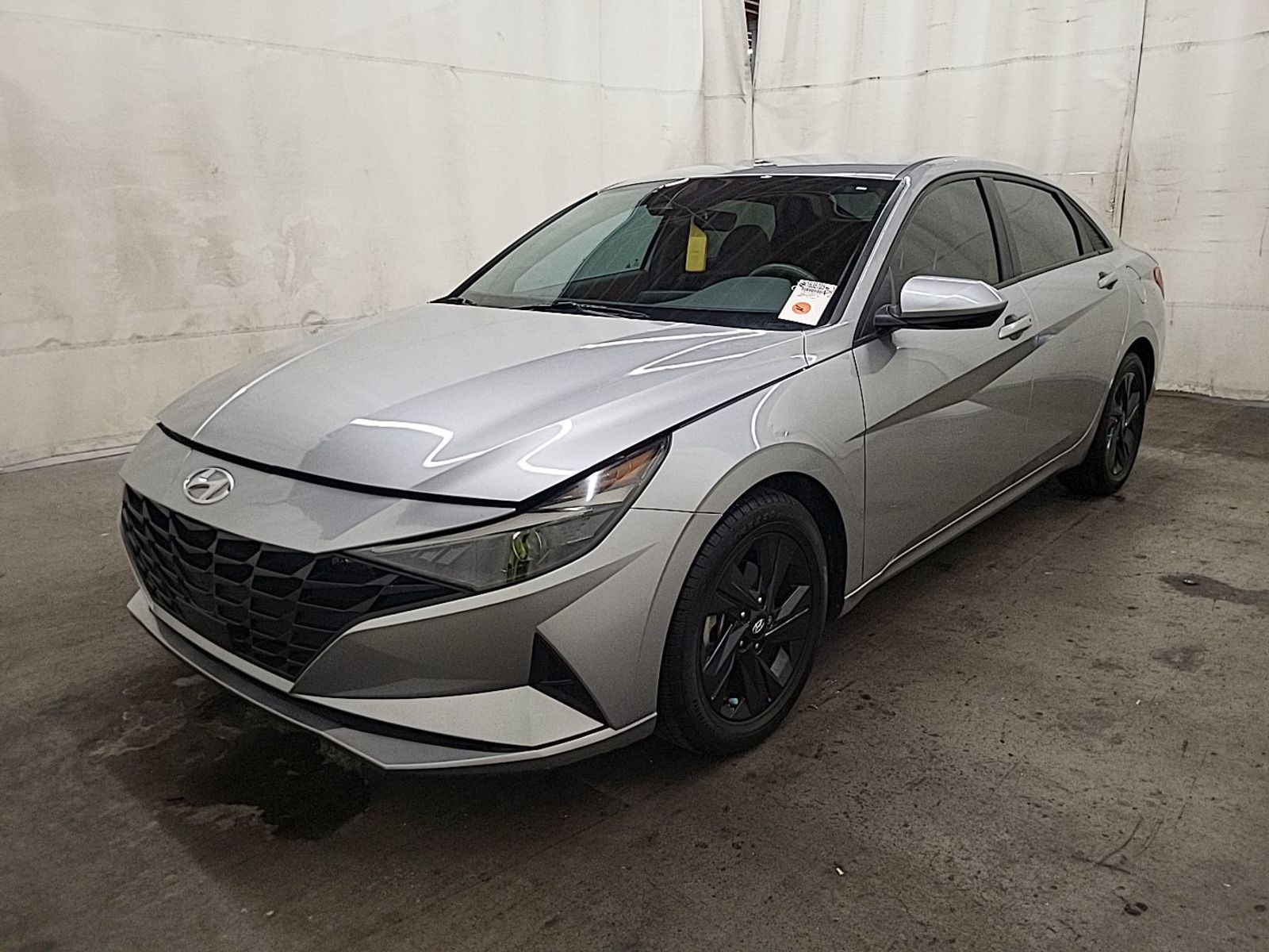 2022 Hyundai Elantra  SEL FWD