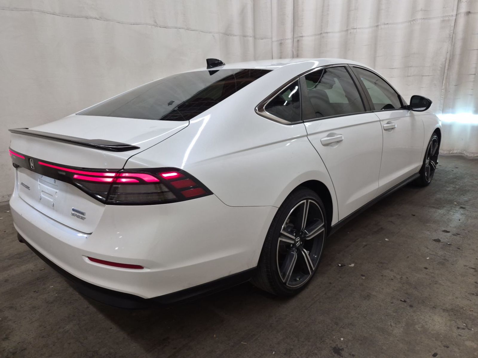 2024 Honda Accord Hybrid   FWD