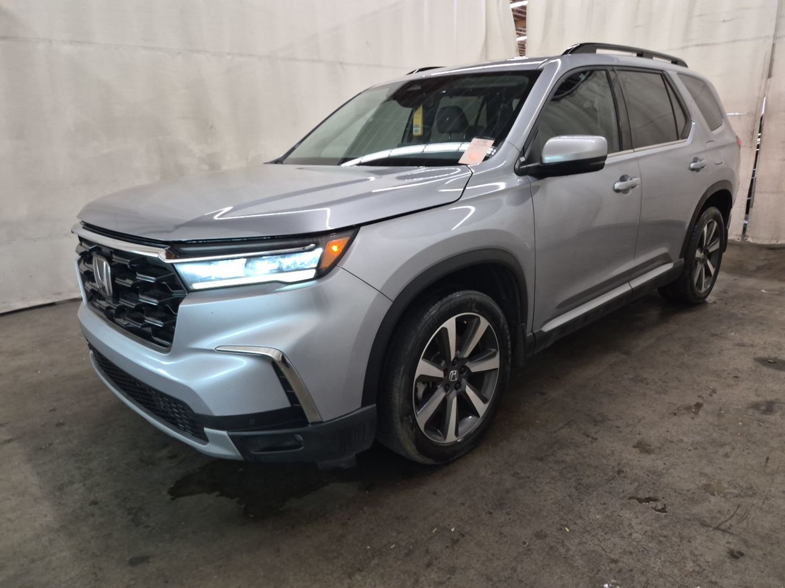 2023 Honda Pilot  Touring AWD