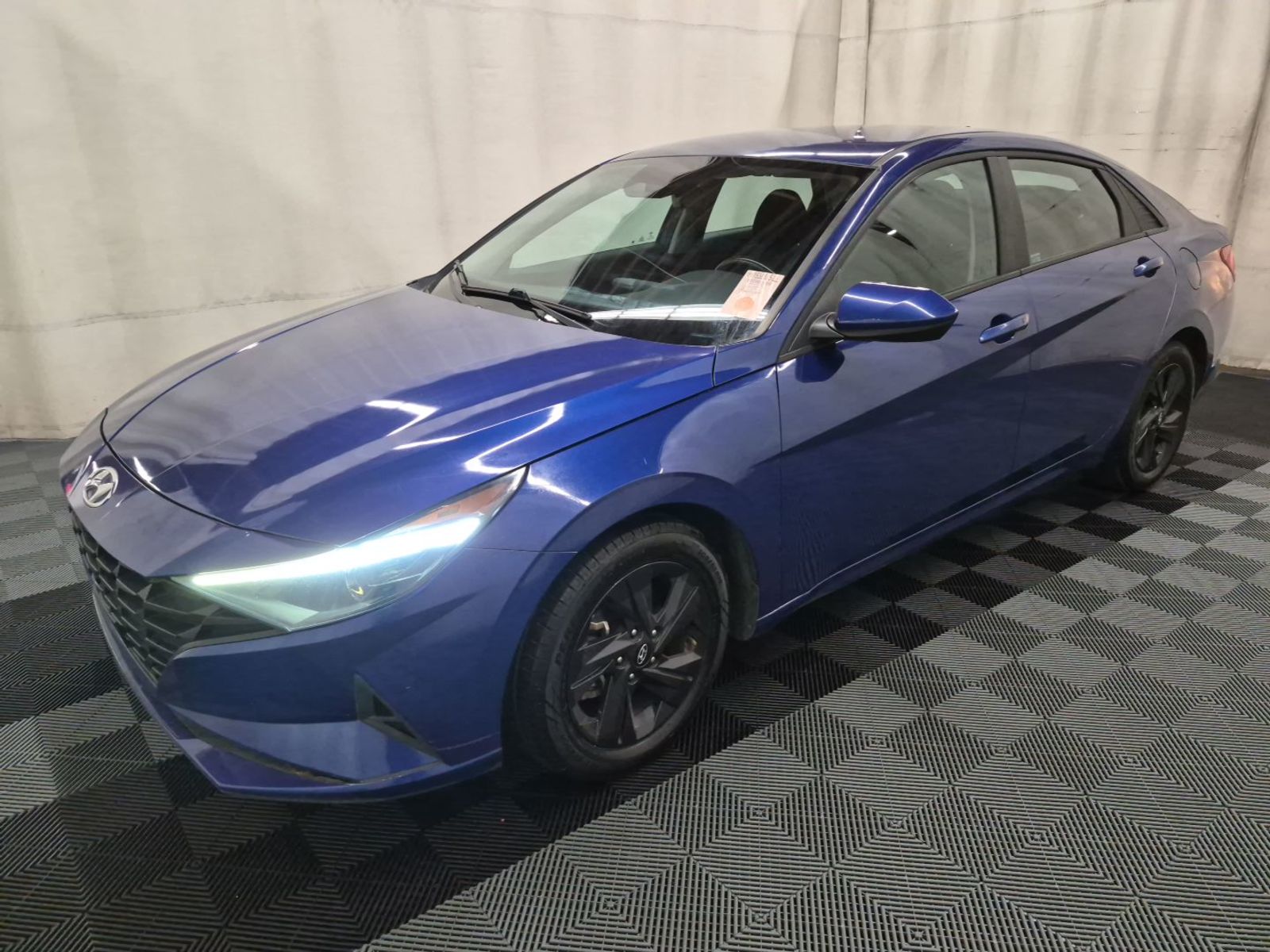 2021 Hyundai Elantra  SEL FWD
