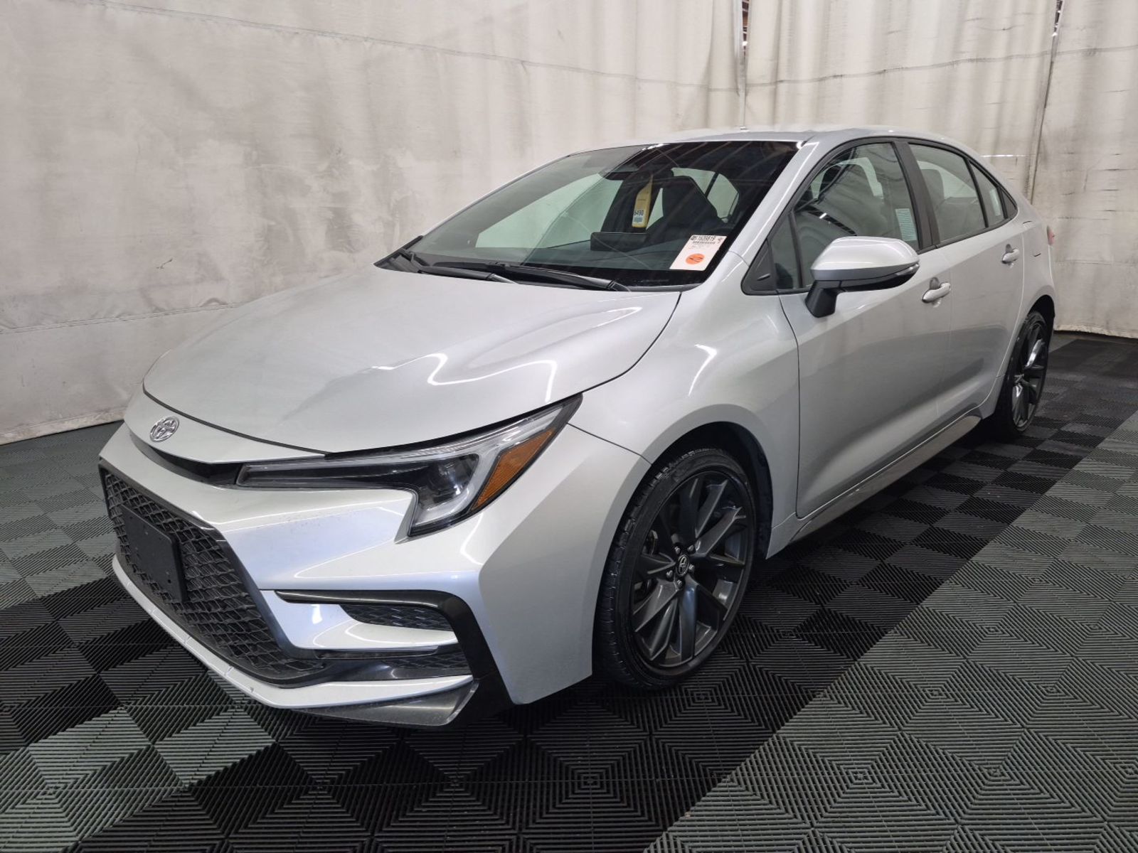 2025 Toyota Corolla  SE FWD