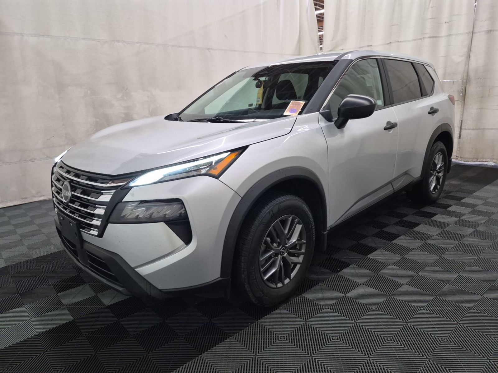 2025 Nissan Rogue S FWD
