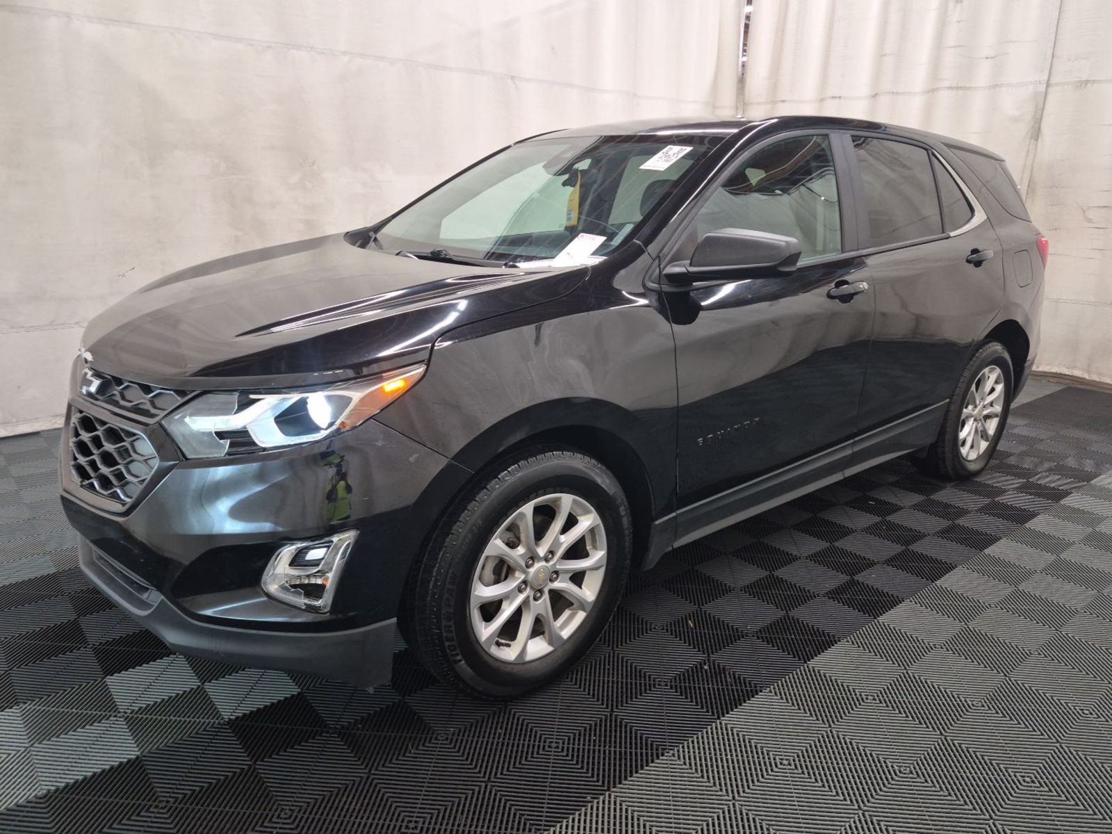 2021 Chevrolet Equinox  LS FWD