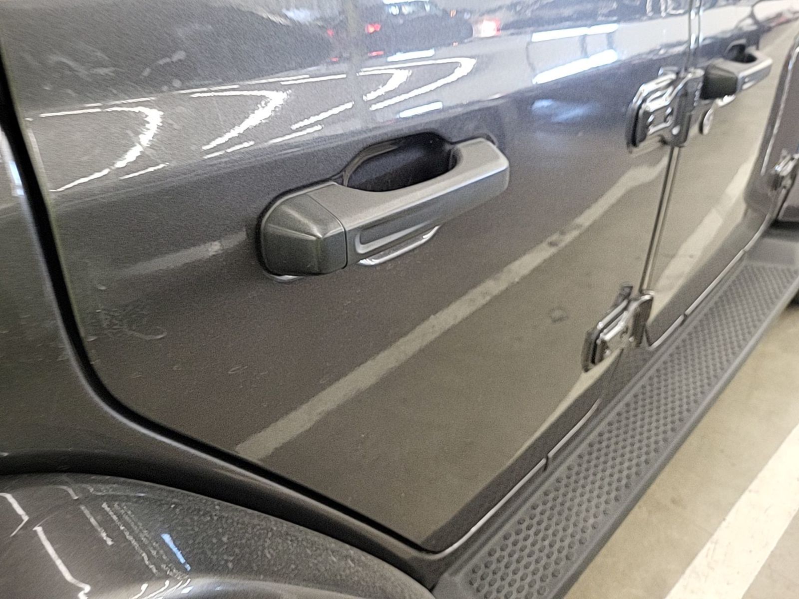 2023 Jeep Wrangler   AWD
