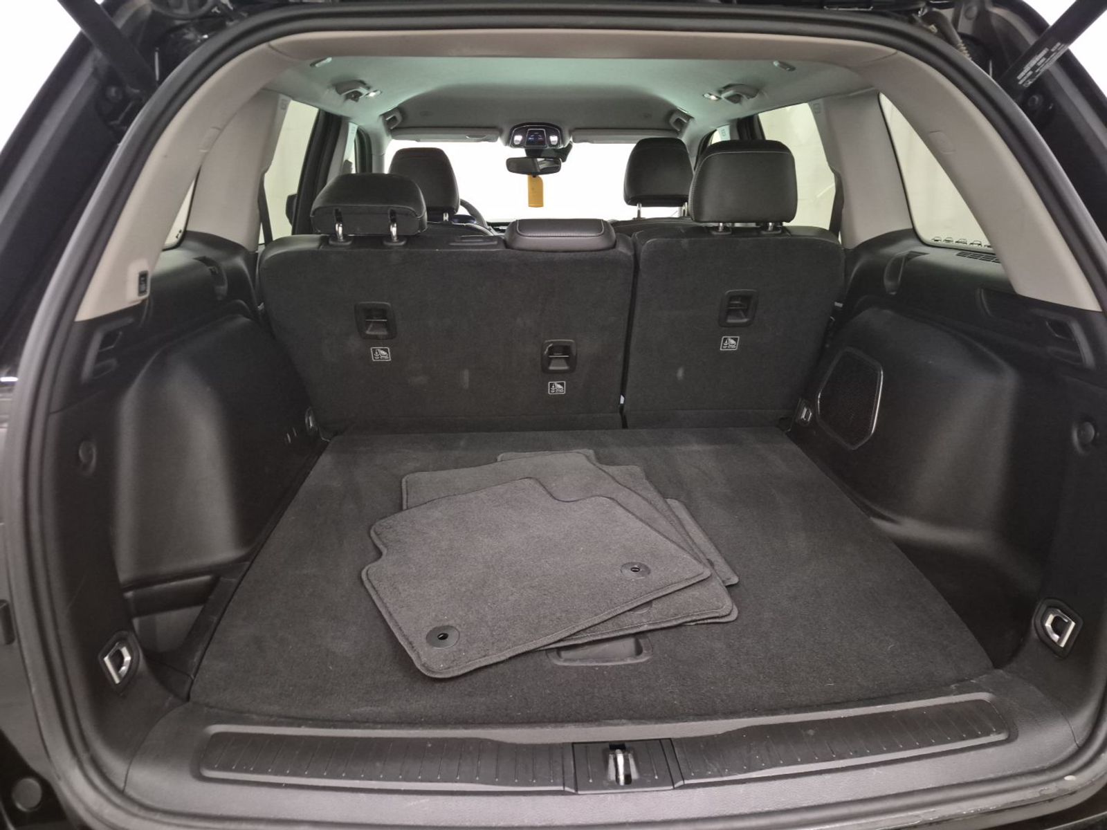 2023 Jeep Grand Cherokee  Limited RWD