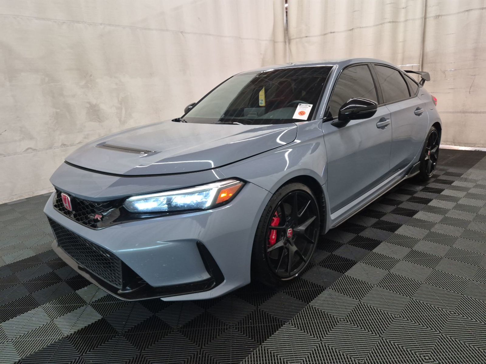 2024 Honda Civic Type R   FWD