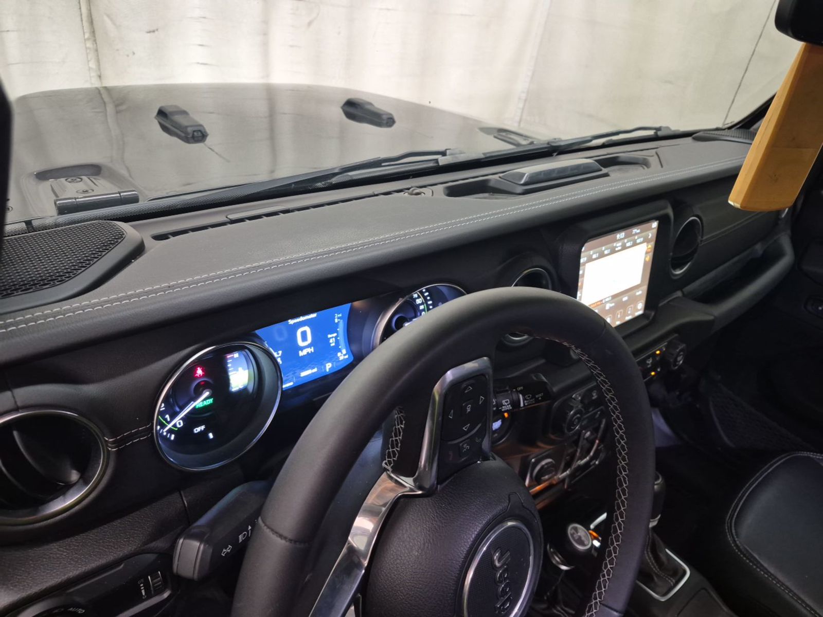 2023 Jeep Wrangler   AWD